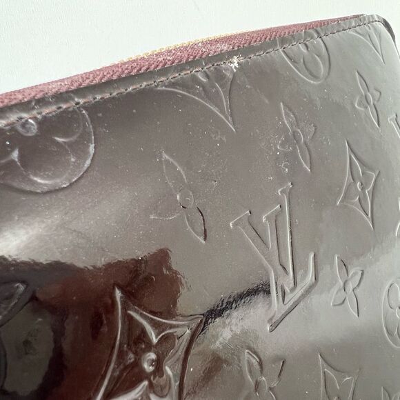 LOUIS VUITTON Amarante Zippy Monogram Vernis Leather Wallet - Picture 3 of 10